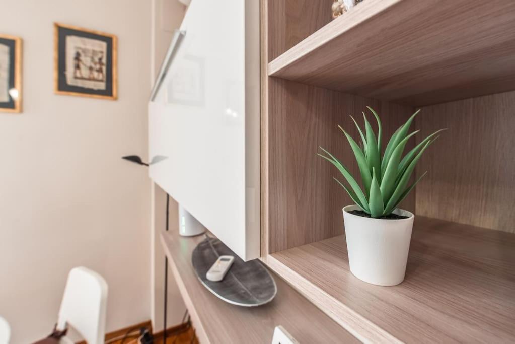Valmara Aretina House In *